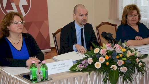 Sajtótájékoztató a Szolnoki Törvényszéken 2023. április 25-én